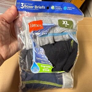 New Hanes Boys Tagless Boxer Briefs Comfort Flex Waistband XL 18
